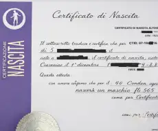 Traduzione certificata atto di nascita online